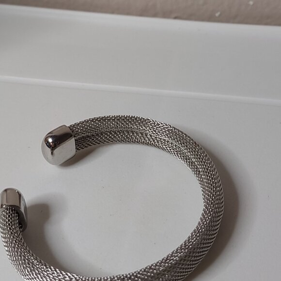 7 Inch INOX Metal Mesh Bracelet - Picture 5 of 8